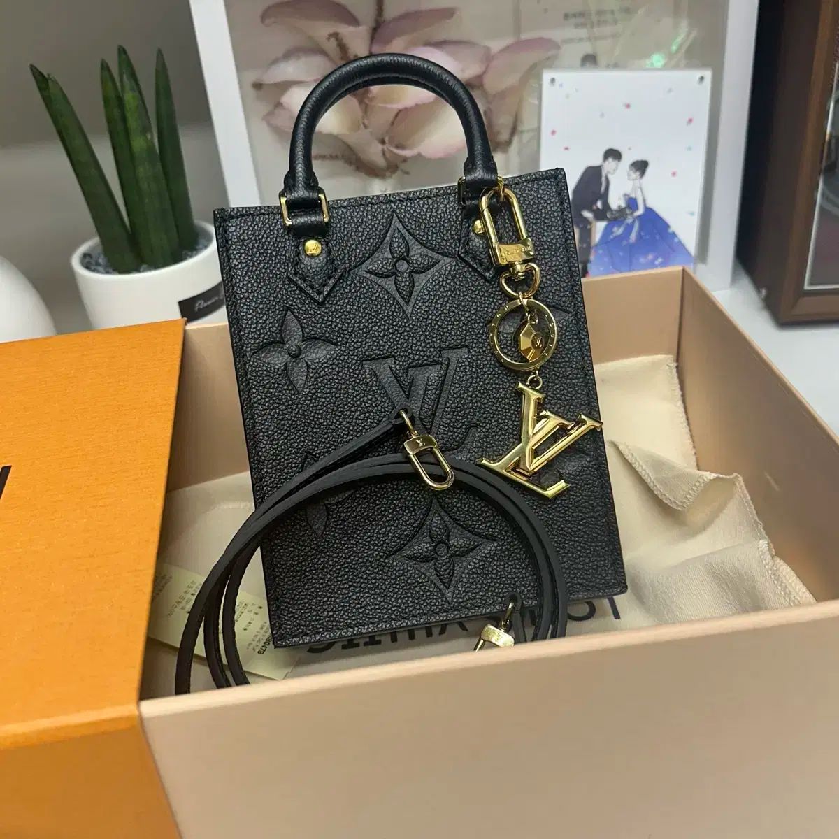 Louis Vuitton(ルイヴィトン) プティ サックプラ アンプラント (百回