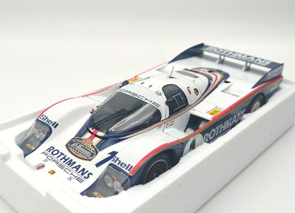 sModelArt 1|18MINICHAMPS