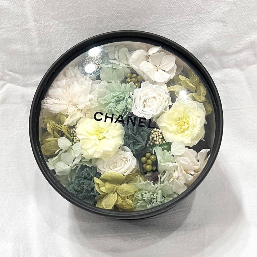 CHANEL シャネル プリザーブドフラワー ノベルティ 置物 丸型 箱 花 ギフト