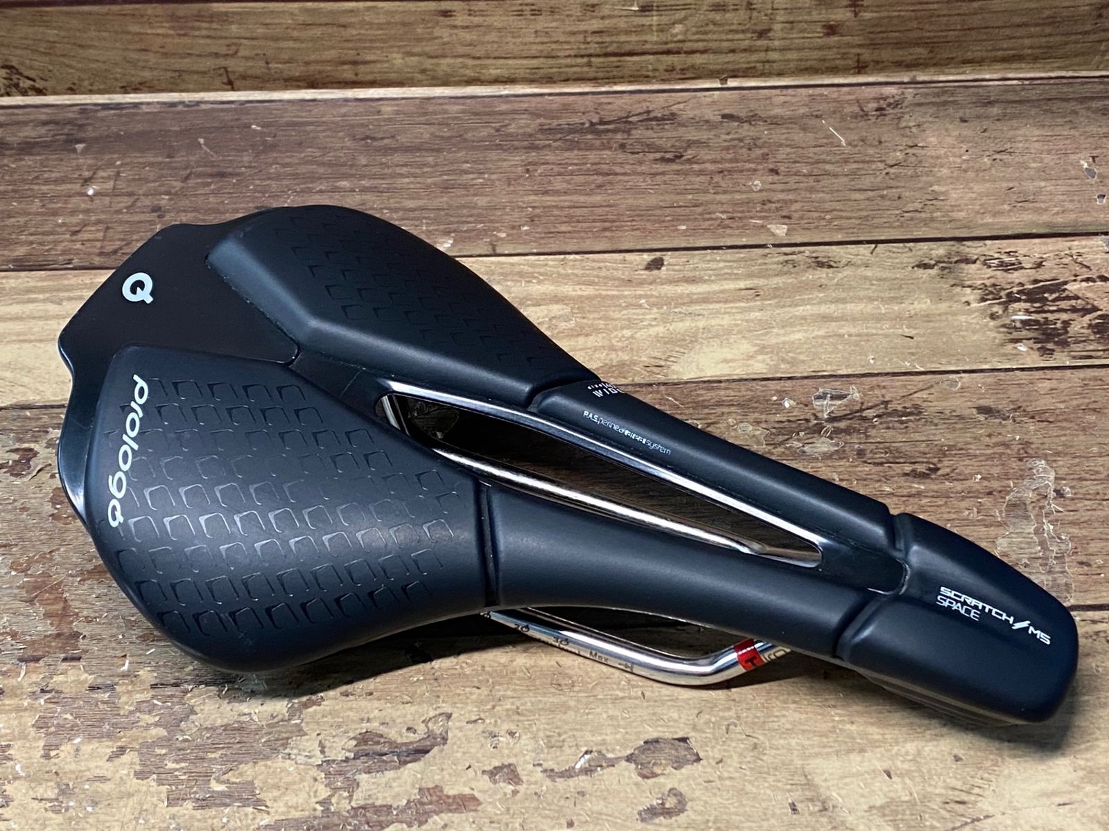 prologo scratch M5 AGX Tiroxレール prologoプロロゴ サドル