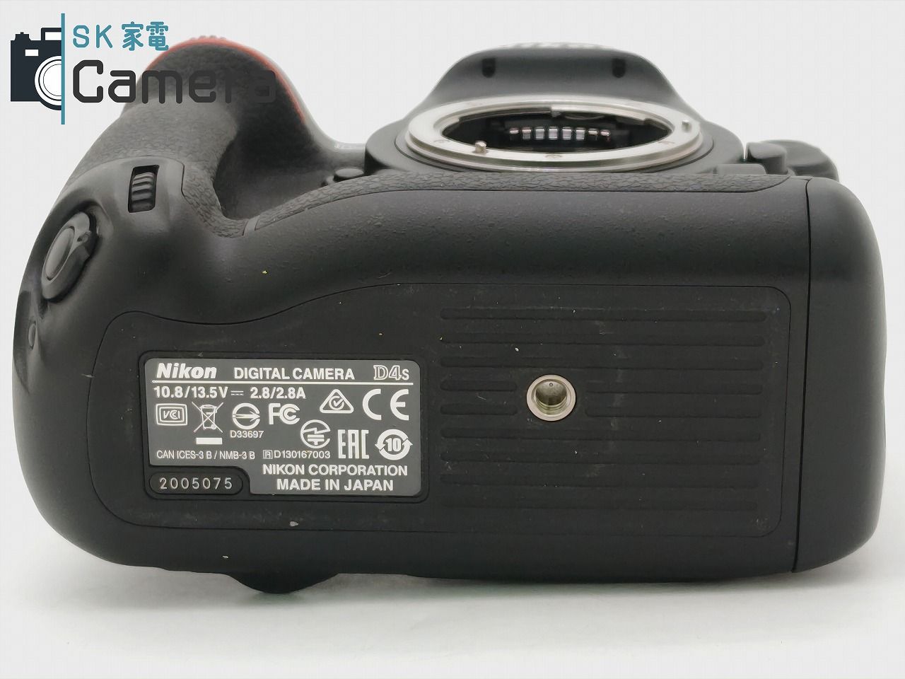 Nikon - Nikon D4s ショット数約70000回 箱 説明書 付 外観美品 ニコン XQDはOK CFはエラー 難有 Nikon D4s ショット数約70000回 箱 説明書 付 外観美品 ニコン
