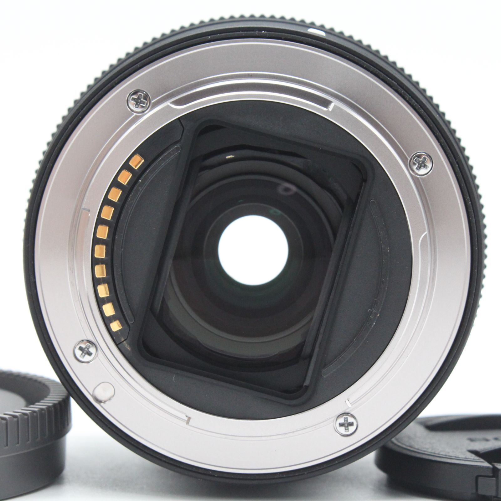 sel2860 フィルター付き　ソニー e-mountレンズ コンパクトでお散歩レンズに最適。ソニー『SEL2860 FE 28-60mm