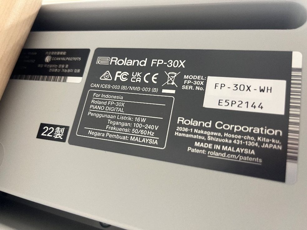 ☆69217【電子ピアノ】ROLAND FP30XWH 22年製 - メルカリ