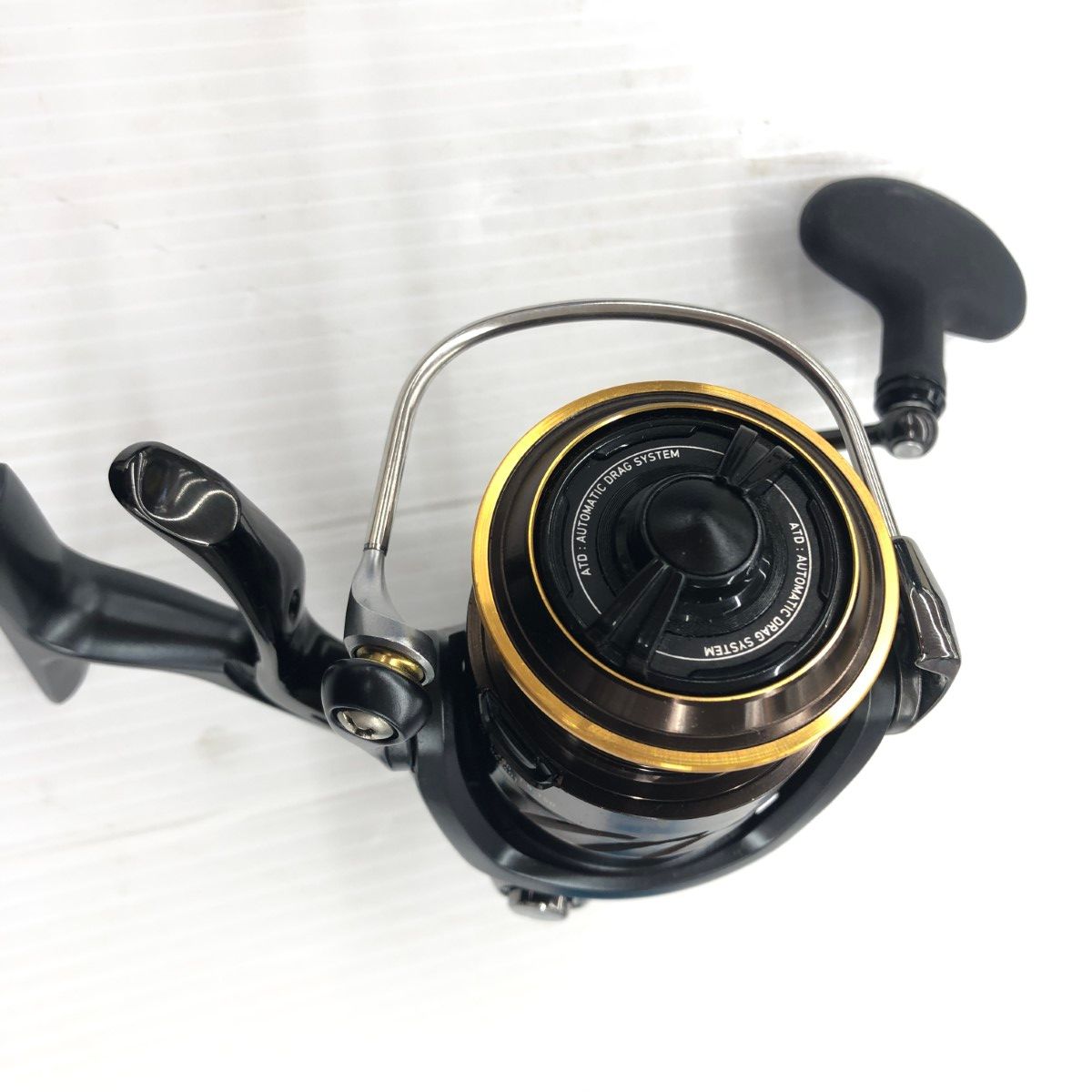 σσ【中古】DAIWA ダイワ スピニングリール 18スイッチヒッター
