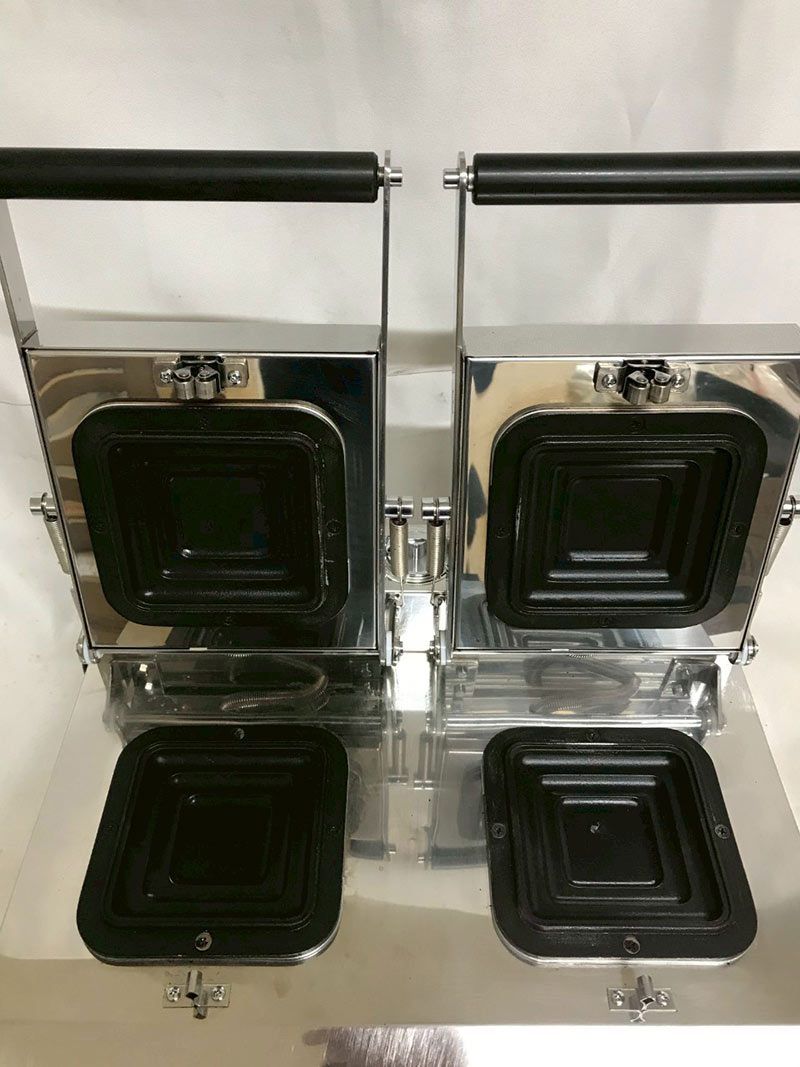 北見市発】ロヴイック Rovc マミーホットサンド MHS-1000 シルバー