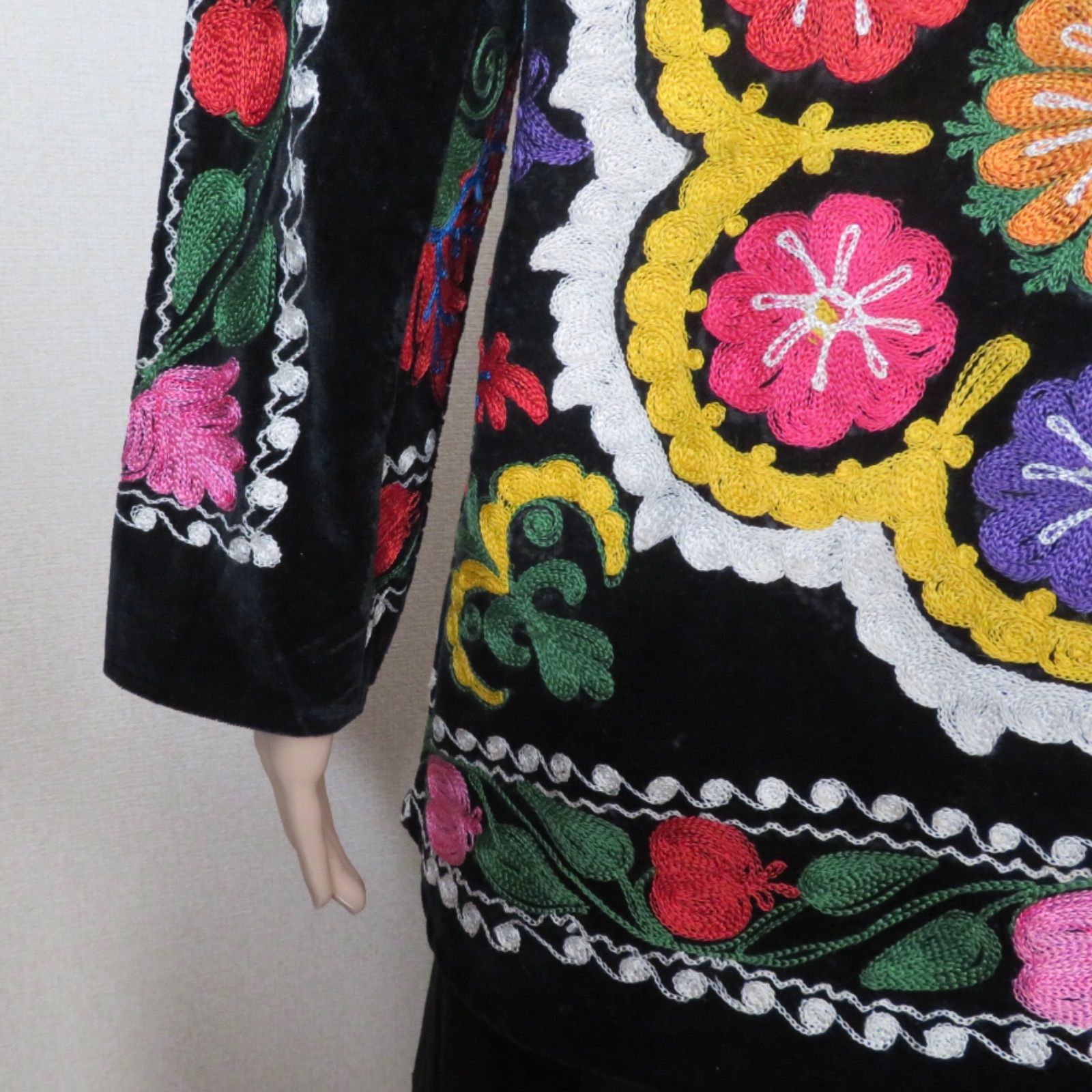 ウズベキスタン　スザニ刺繍　ジャケット　ザクロ　ハンドメイド