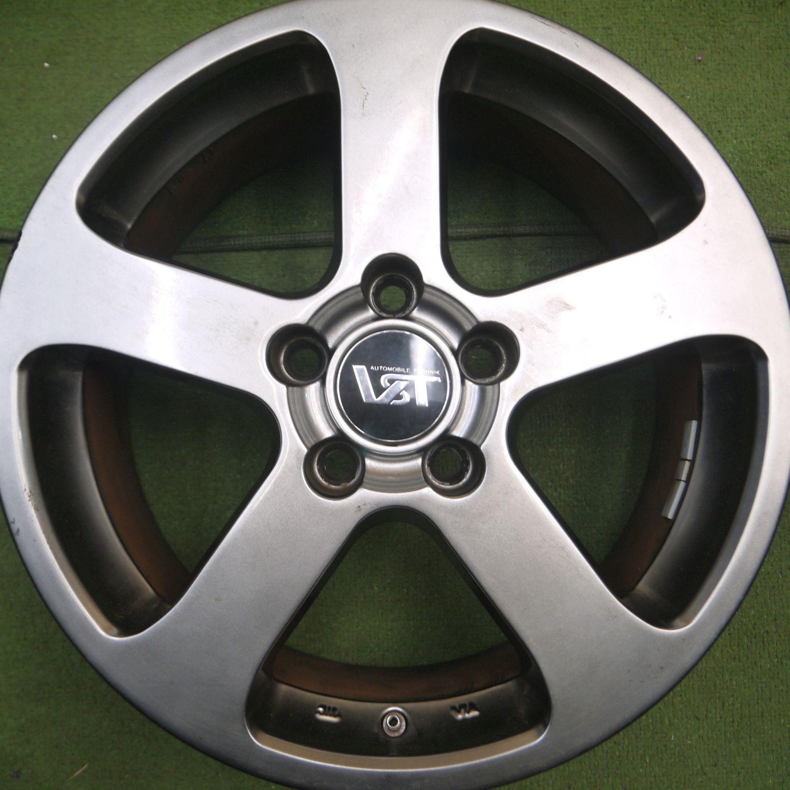 送料無料* 4本価格☆ボルボ 等 VST RS ホイール 16インチ 16×7JJ 