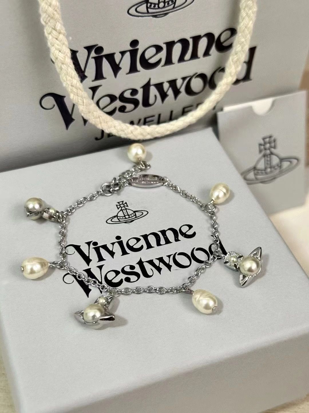 新作◆Vivienne Westwood◆LUCIANNE ブレスレット Vivienne Westwood 新作ブレスレット - メルカリ