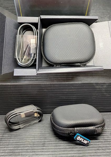 FLIR 435-0006-03 FLIR ONE Pro 赤外線サーモグラフィー iPhone iPad用 HRDEVELOPMENT_JP