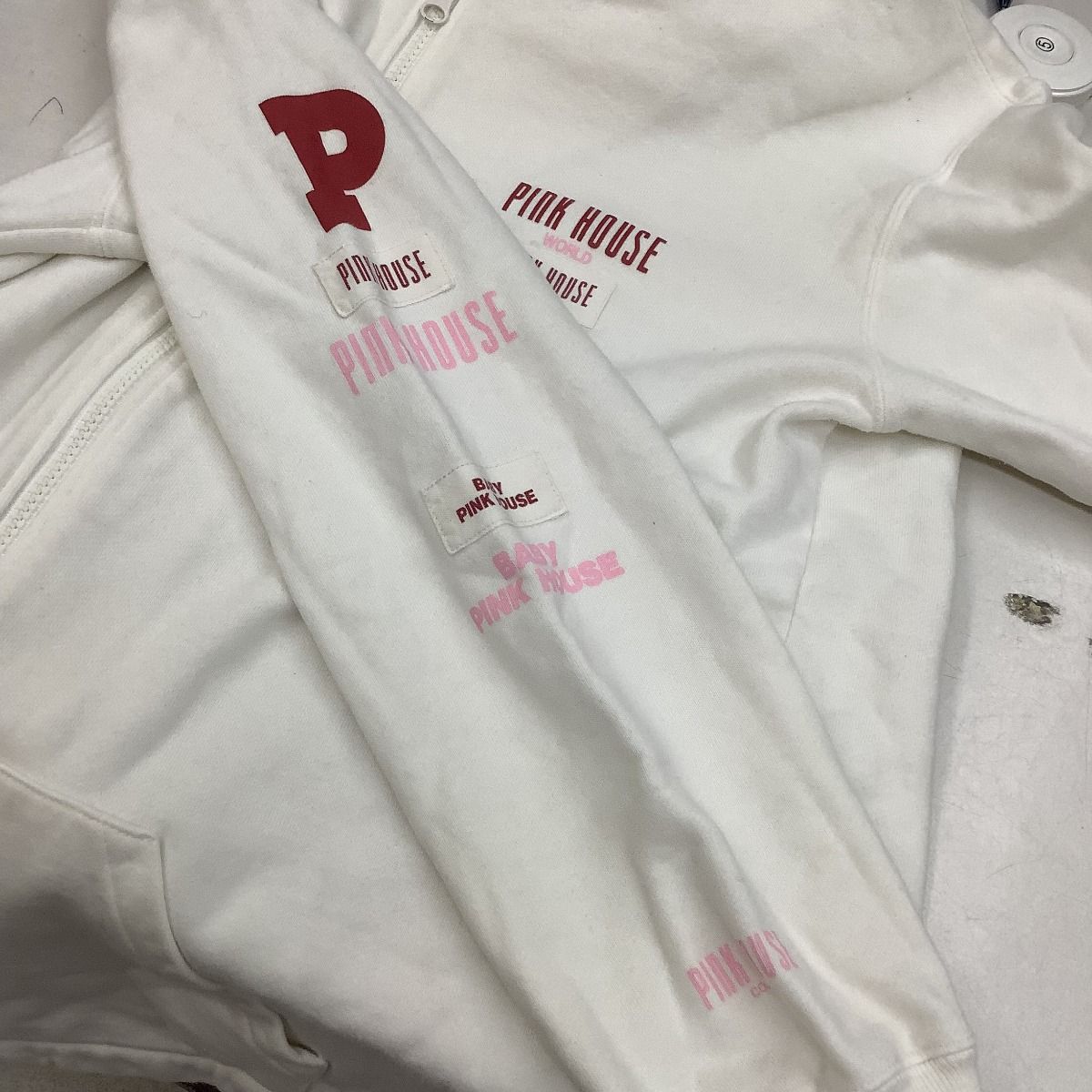 【最終価格・超美品】ピンクハウス ワッペン付きパーカー 生成色❁⃘*.゜ ♪♪PINK HOUSE ピンクハウス ジップアップ パーカー SIZE L