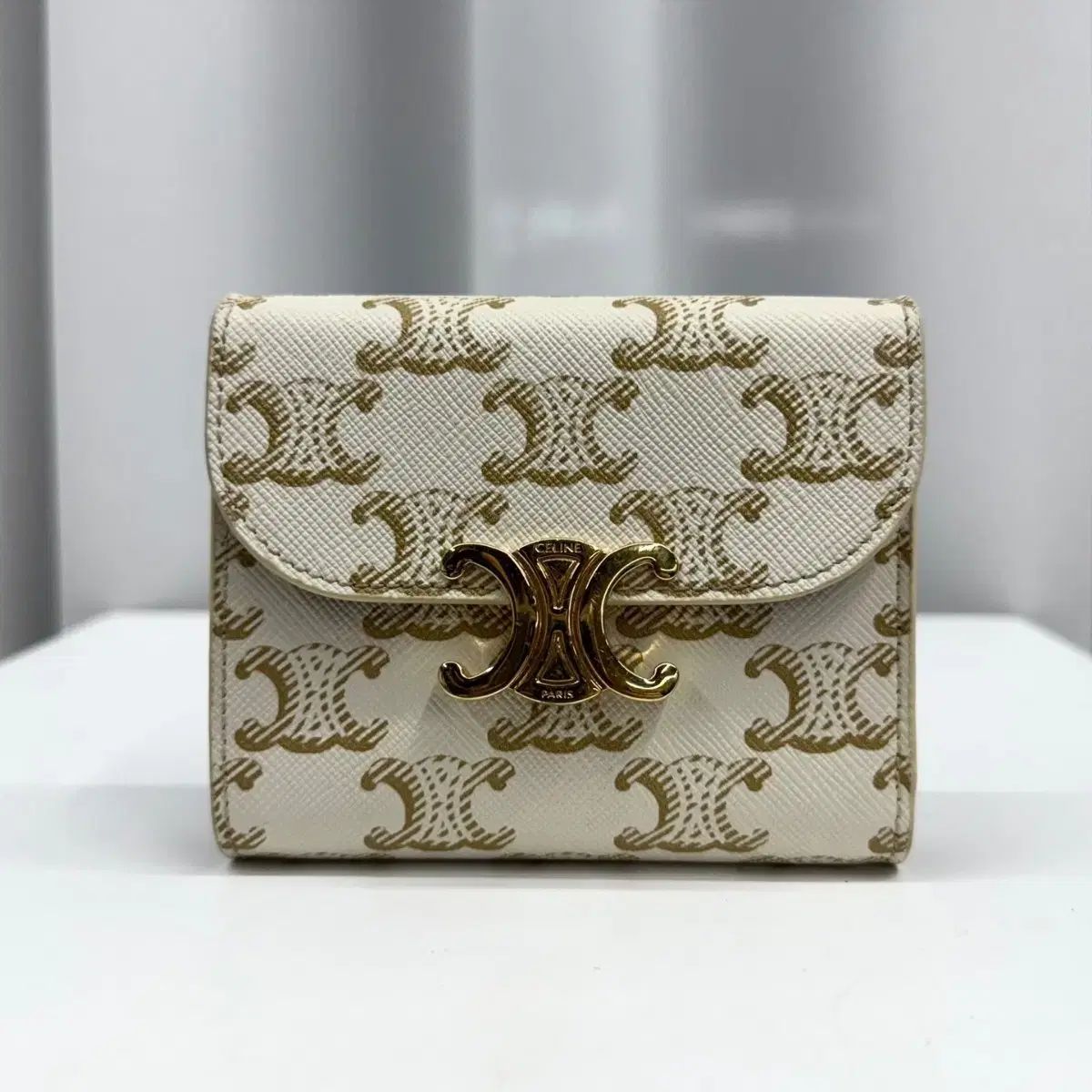 ■CELINE■トリオンフキャンバス 二つ折り財布 CELINE セリーヌ トリオンフキャンバス コンパクトウォレット