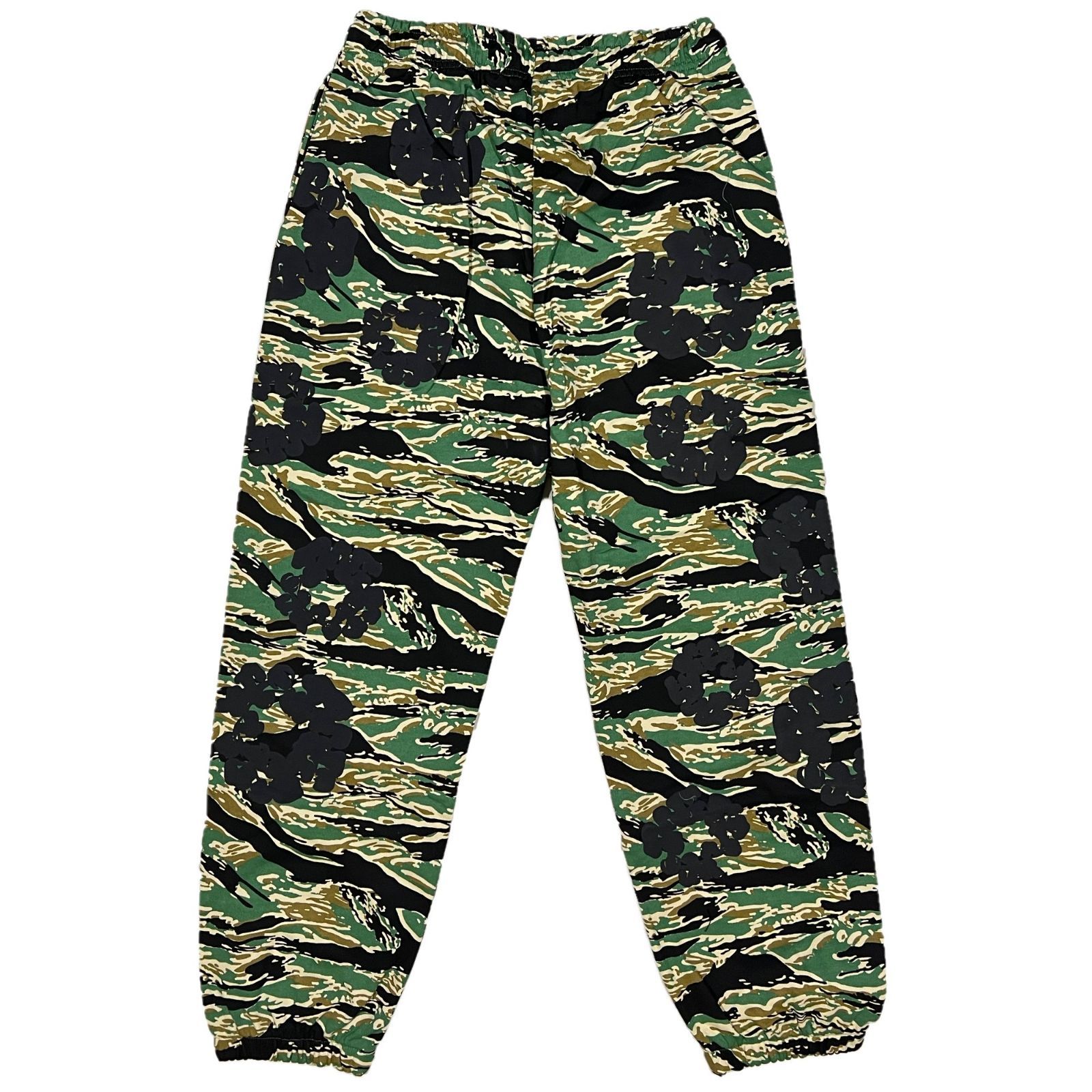 デニムティアーズ フラワープリント カモデザイン スウェットパンツ グリーン