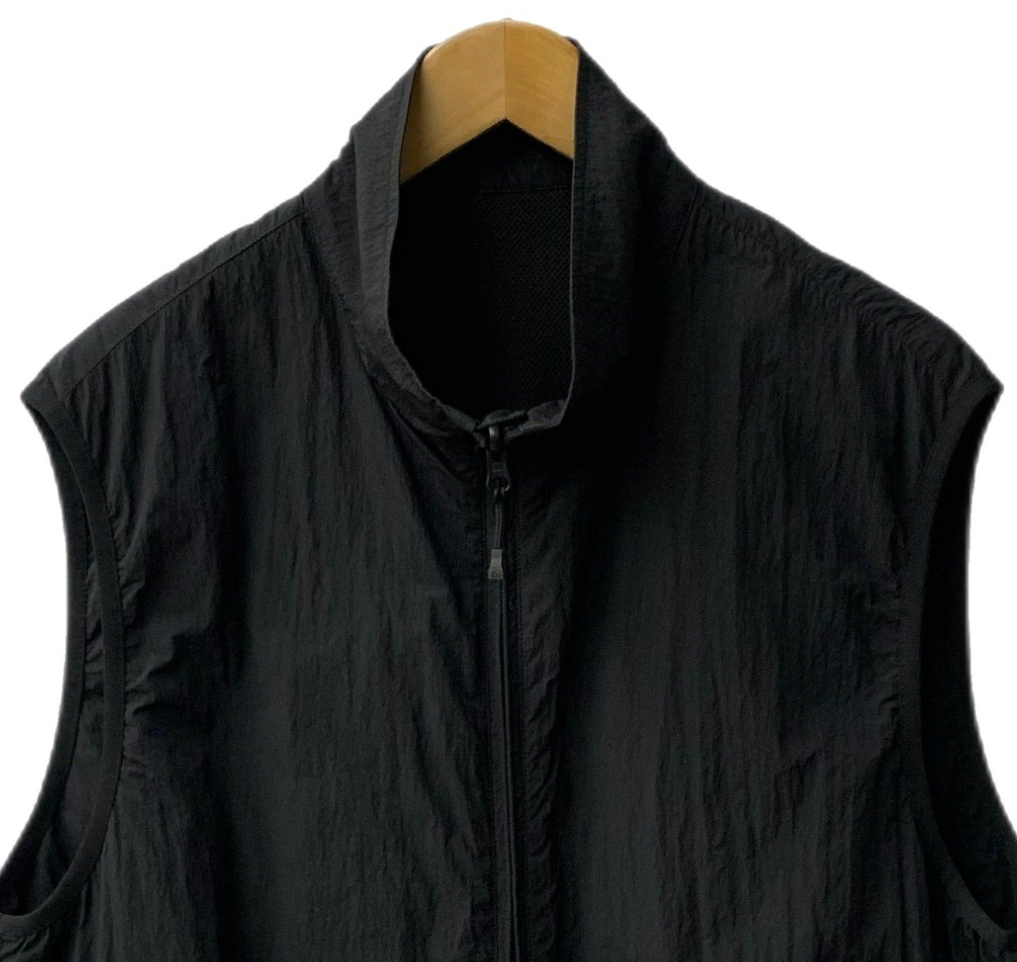 SLDO. ブラック ベスト Sサイズ　未使用品❗️ ts5538e.jpg
