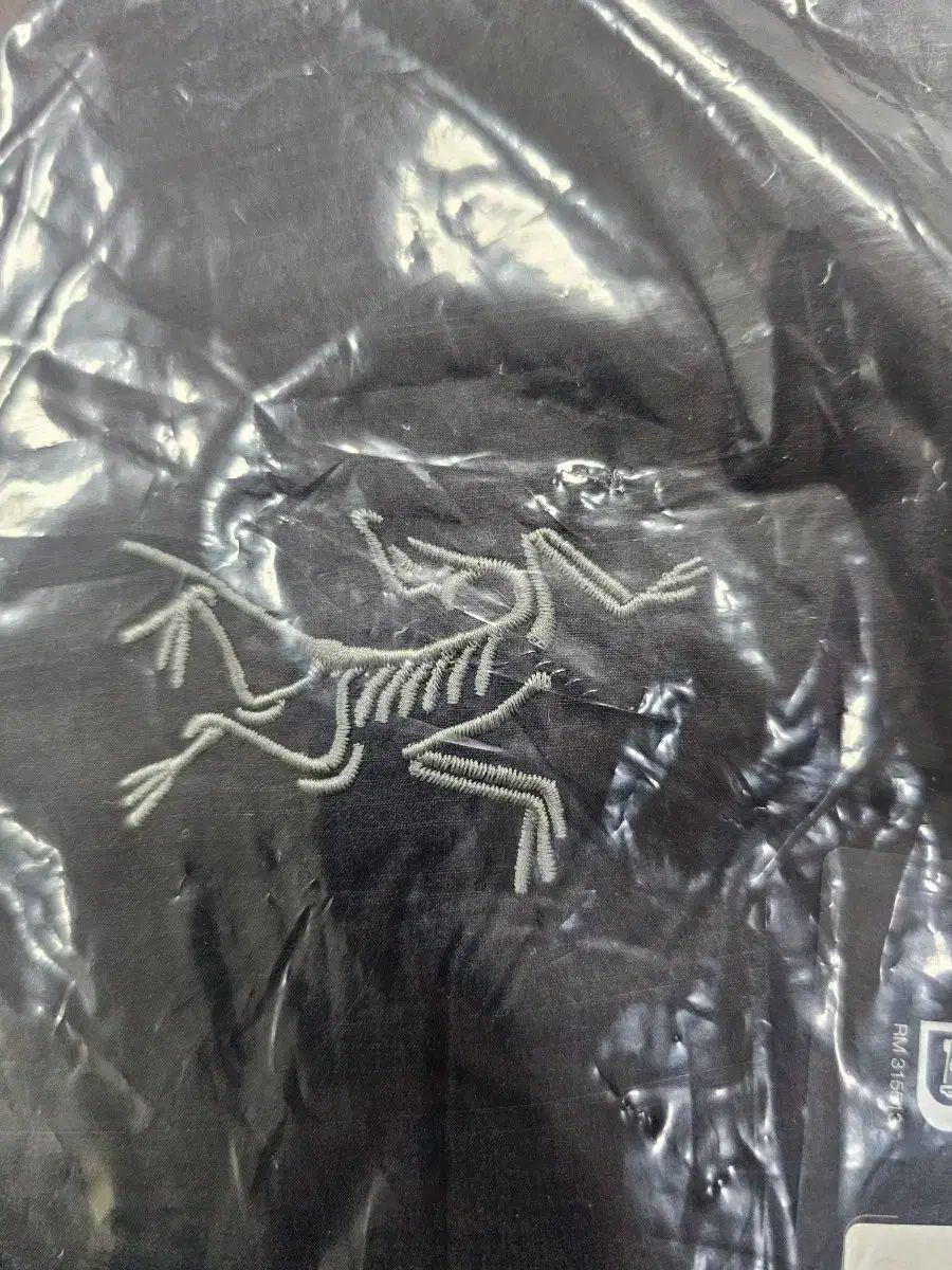 アークテリクス Atom