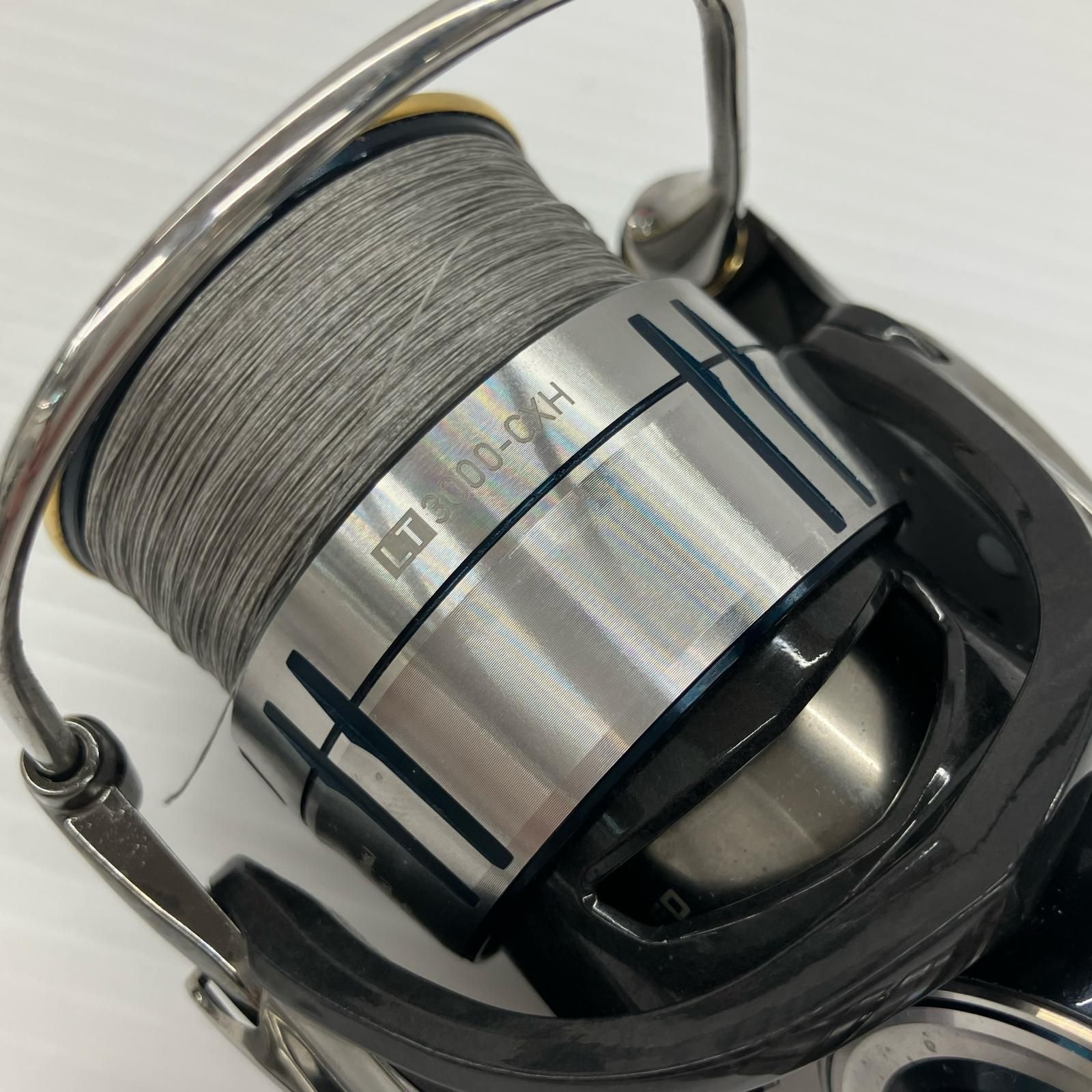 スピニングリール