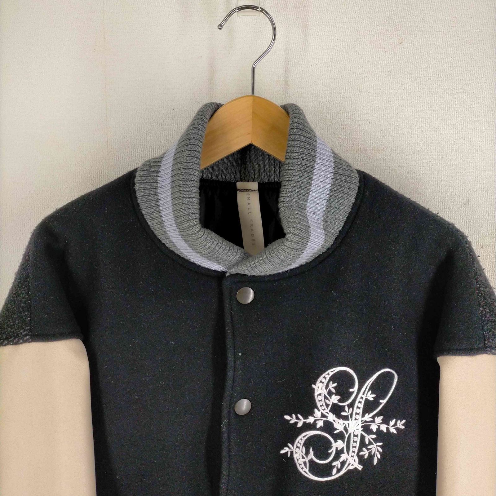 シンヤコズカ SHINYA KOZUKA WHITE ELEPHANT HORSE VERSITY メンズ JPN 