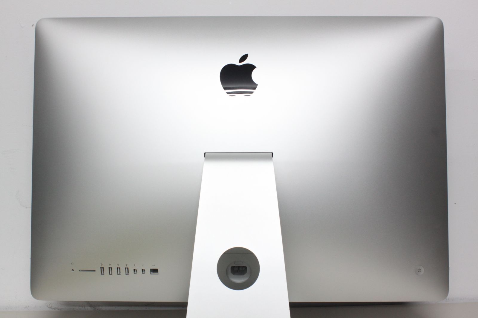 スマホ・タブレット・パソコン APPLE iMac IMAC MD096J/A iMac （21.5インチ：Core i5/2.7GHz） MD093J/A ［21.5型 /intel