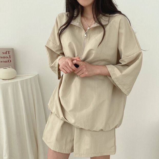新品　ラッセルノ　セットアップ　ハーフジップ　半袖シャツ　ハーフパンツ　サイズ4 1.jpg