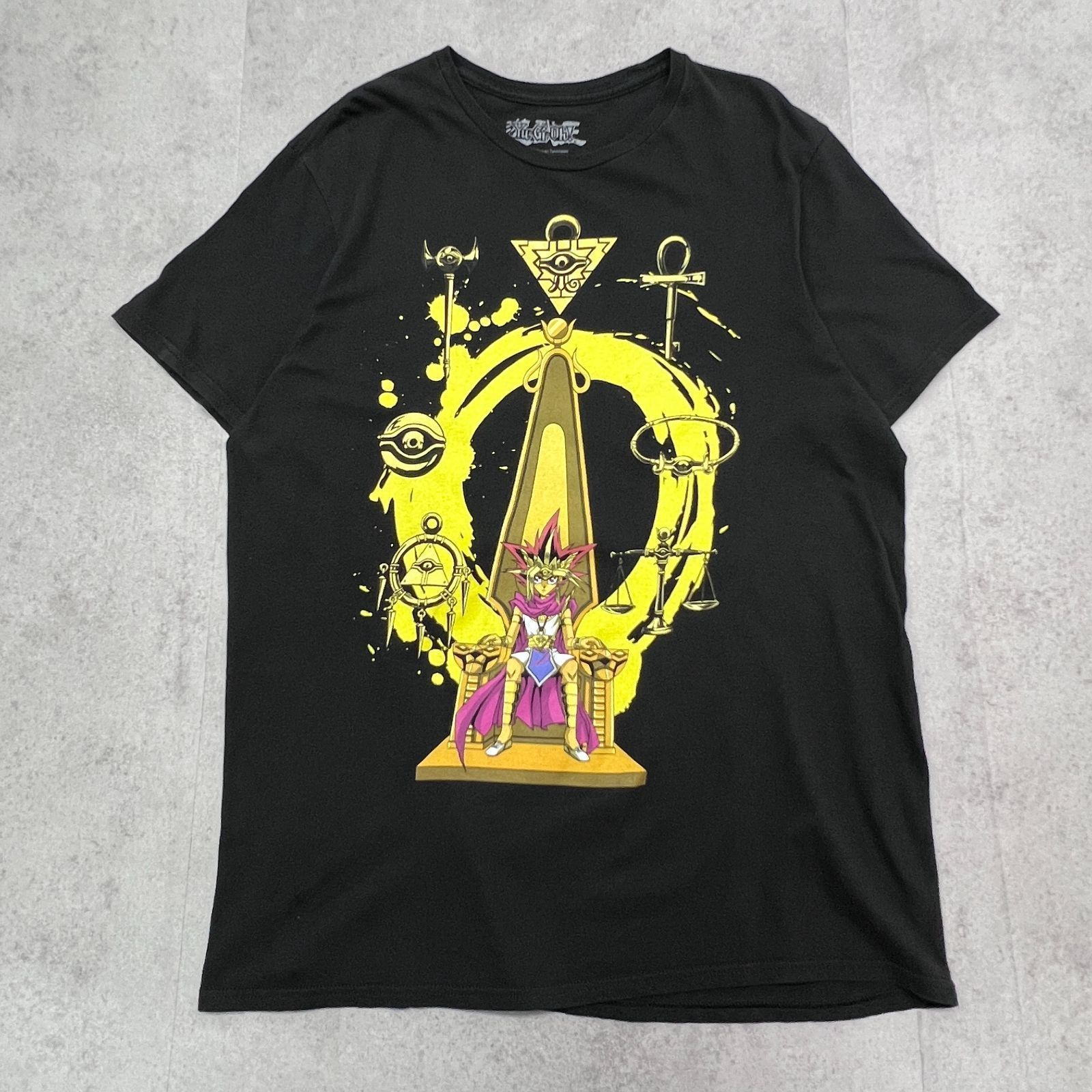 希少デザイン 遊戯王 Yu-Gi-Oh! アテム 千年パズル トップス アニメTシャツ 古着 ブラック L - メルカリ