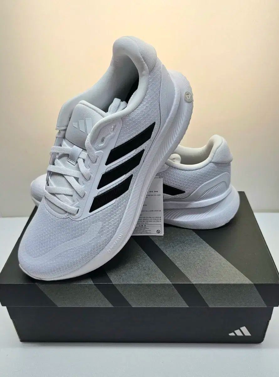 adidas(アディダス) スニーカー 265