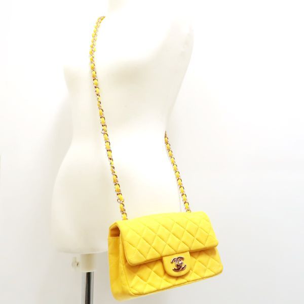 CHANEL マトラッセ20 チェーンショルダー 19番台 コットン 黄色