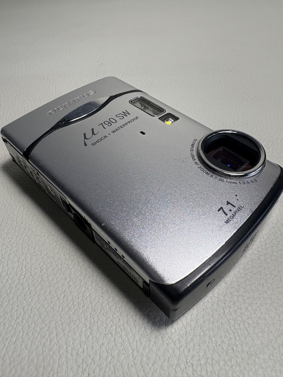 OLYMPUS 防水デジタルカメラ μ790SW シルバー - メルカリ