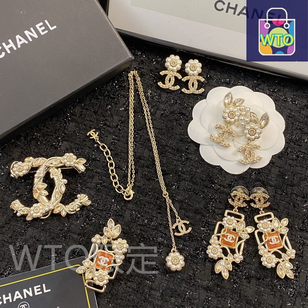 今日特価】CHANEL シャネル 22 年 ハーフパール フラワー