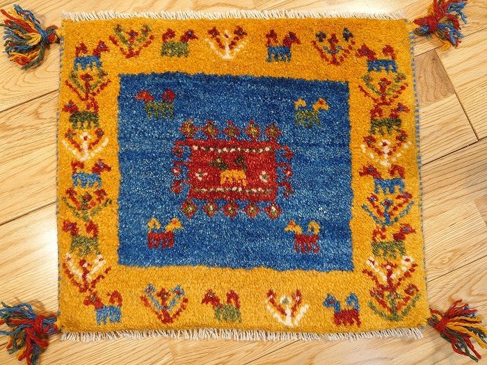 新入荷 ペルシャ ギャッベ ミニマット 38x44cm ヤギ 黄金色