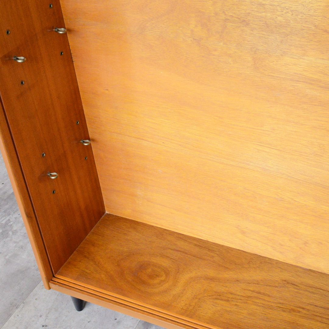 ミッドセンチュリー イギリスヴィンテージ ガラスキャビネット 96 天板剥離再塗装済 ディスプレイキャビネット ショーケース ブックケース 飾り棚 本棚 MARWIL-DEMENAGEMENTS_CH