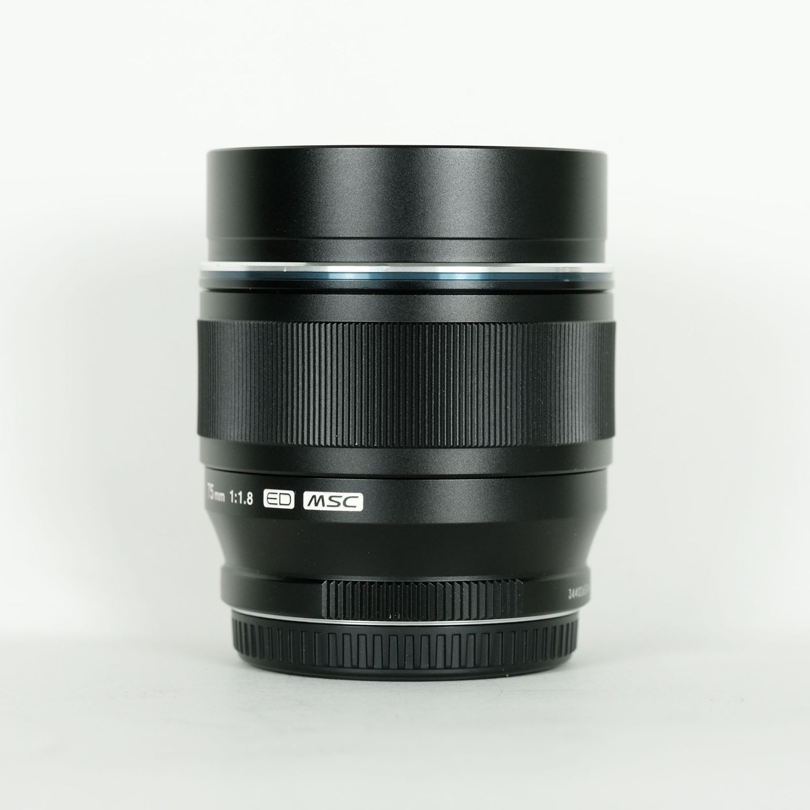 【美品】 M.ZUIKO DIGITAL ED 75mm F1.8 フード付 良品｜フード付] OLYMPUS M.ZUIKO DIGITAL ED 75mm F1.8