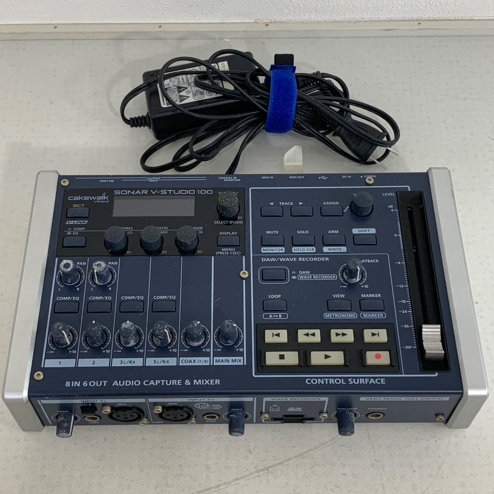 ローランド SONAR V-STUDIO 100 オーディオ インターフェイス Amazon.co.jp: Roland SONAR V-STUDIO 100 VS-100 : 楽器・音響機器