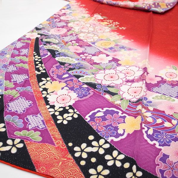 振袖 袷 着物 赤 銀通し 金駒刺繍 桜 松 紗綾形 成人式 結婚式 フォーマル 中古 仕立て上がり 身丈162.5 裄68 Ｍサイズ みやがわ sb3196 中古】 振袖 袷 着物 赤 銀通し 金駒刺繍 桜 松 紗綾形 地紋 正絹 絹