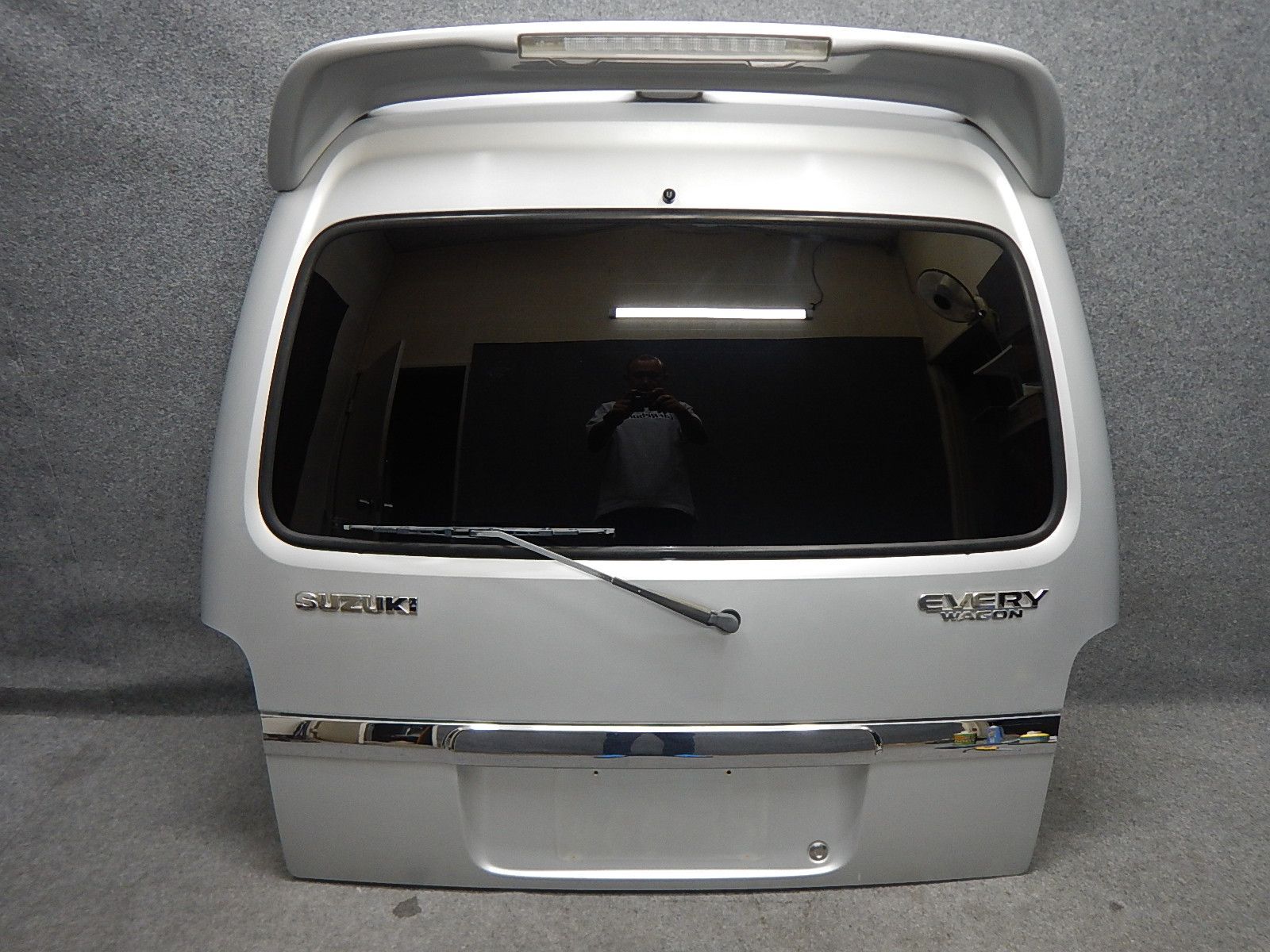 スズキ エブリィ DA62W バックドア リアゲート バックゲート 69100-79AR1 シルバー Z2S 101963