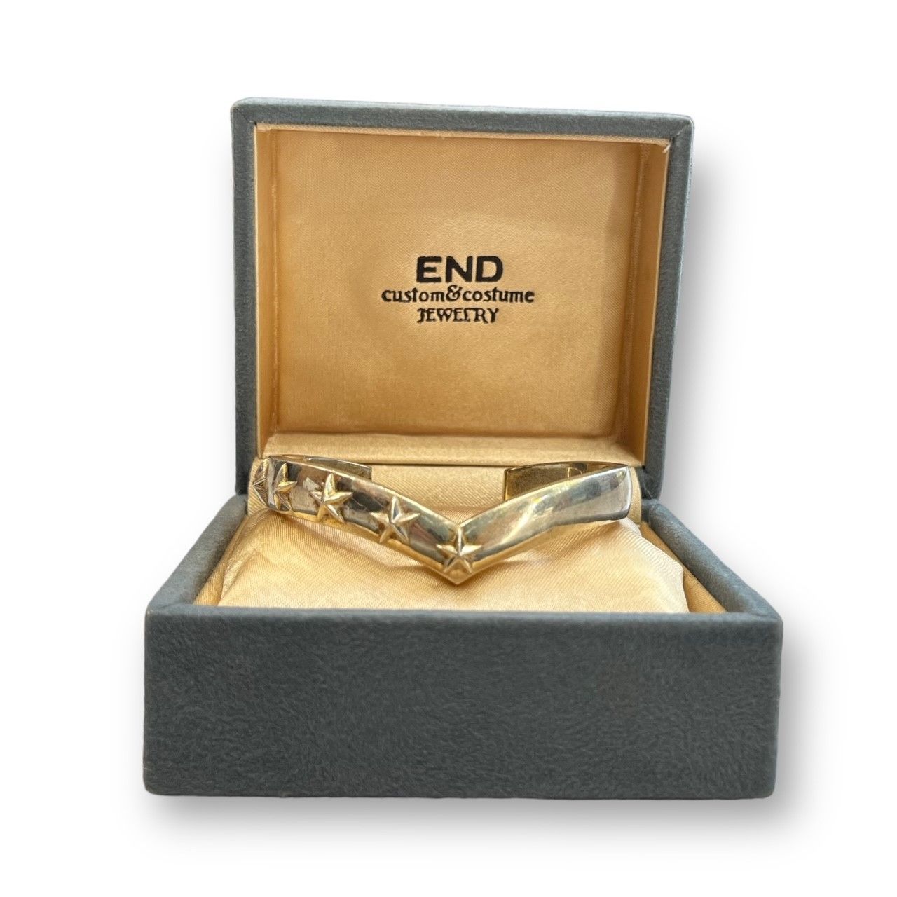 END CUSTOM JEWELLERS GENERAL STAR BANGLE - メルカリ