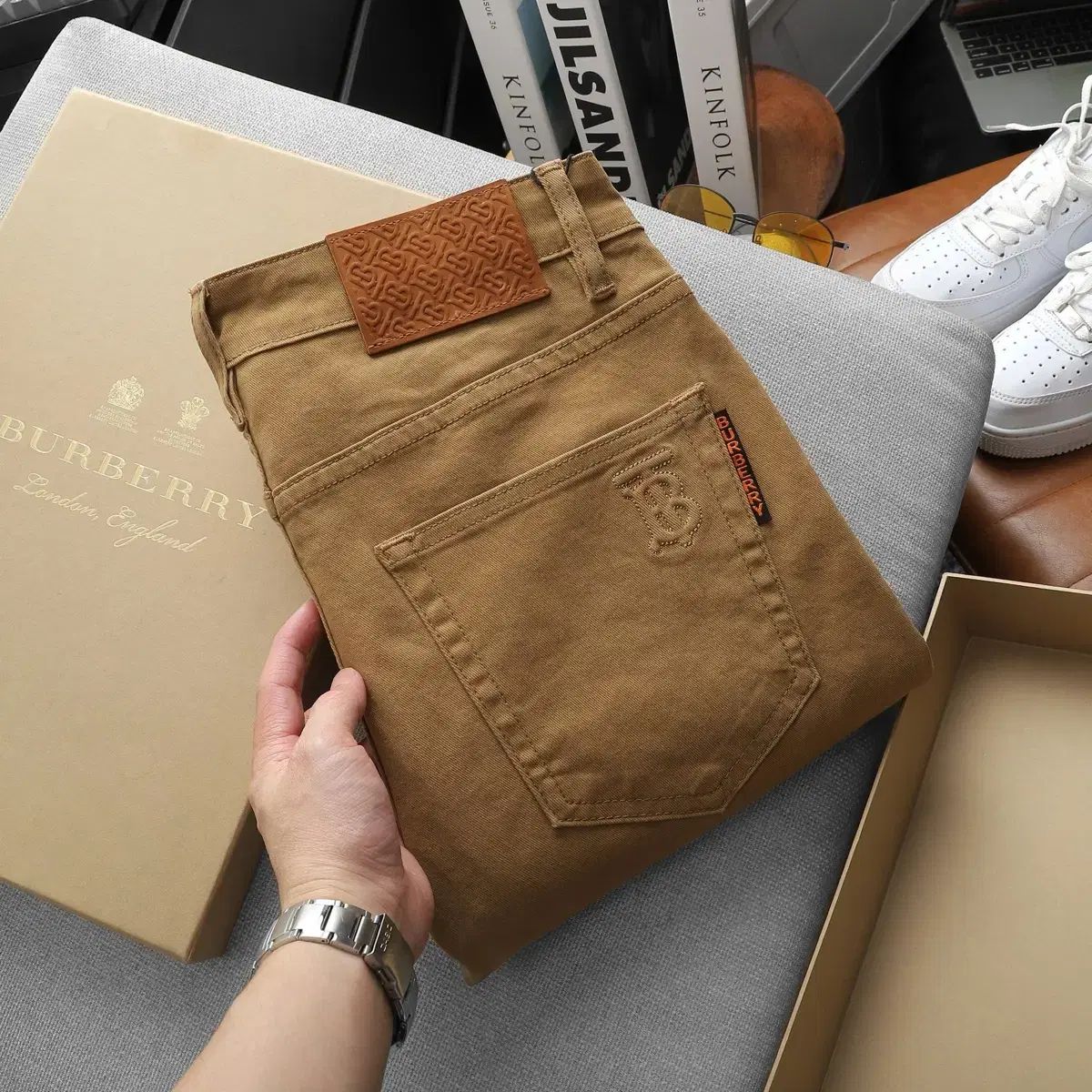 BURBERRY