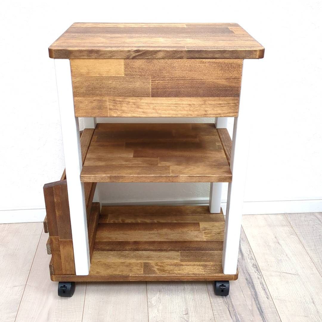 アンティーク調サイドテーブル