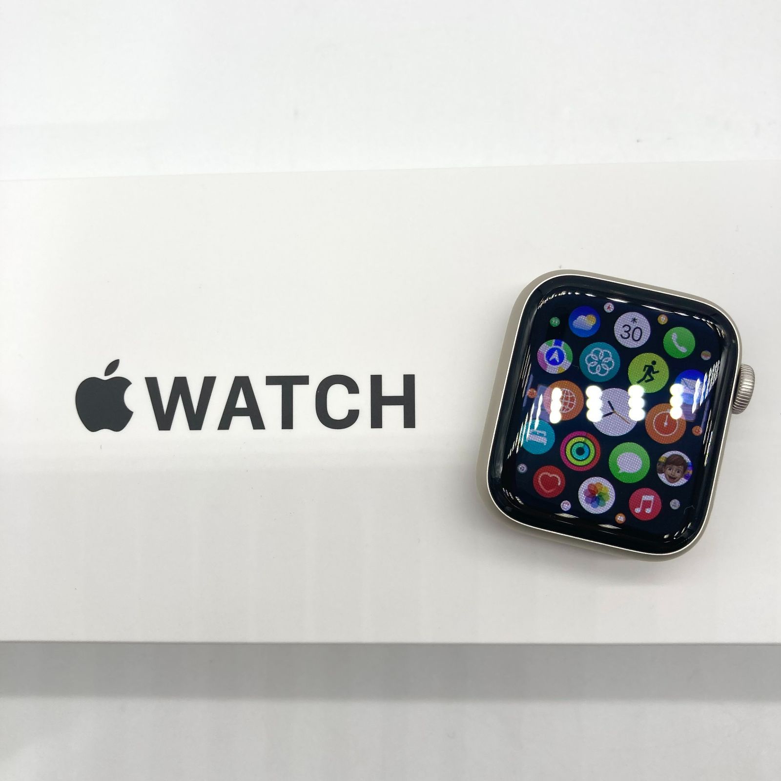 ▽【Aランク】Apple Watch SE 第2世代 40mm GPSモデル スターライト