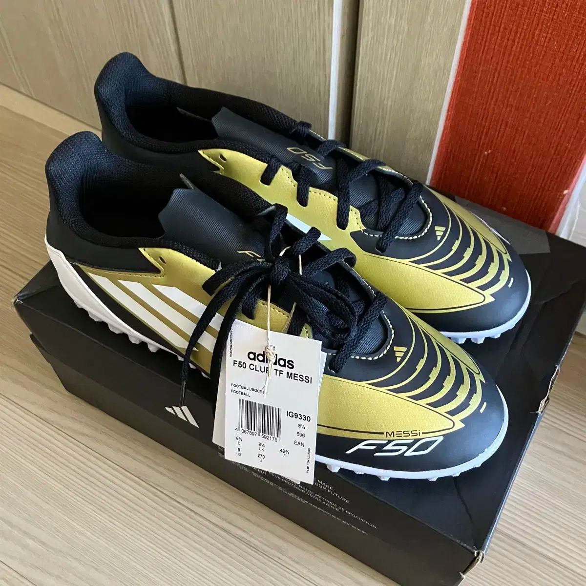 270 adidas(アディダス) プレデター 20 4 FXG 2⁄20まで期間限定