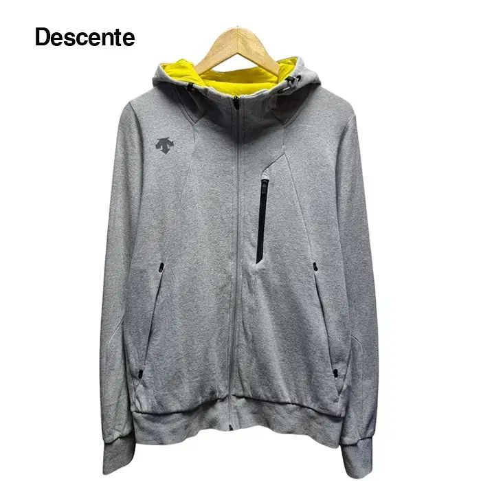 DESCENTE(デサント) 裏起毛 フード ジップアップ 100