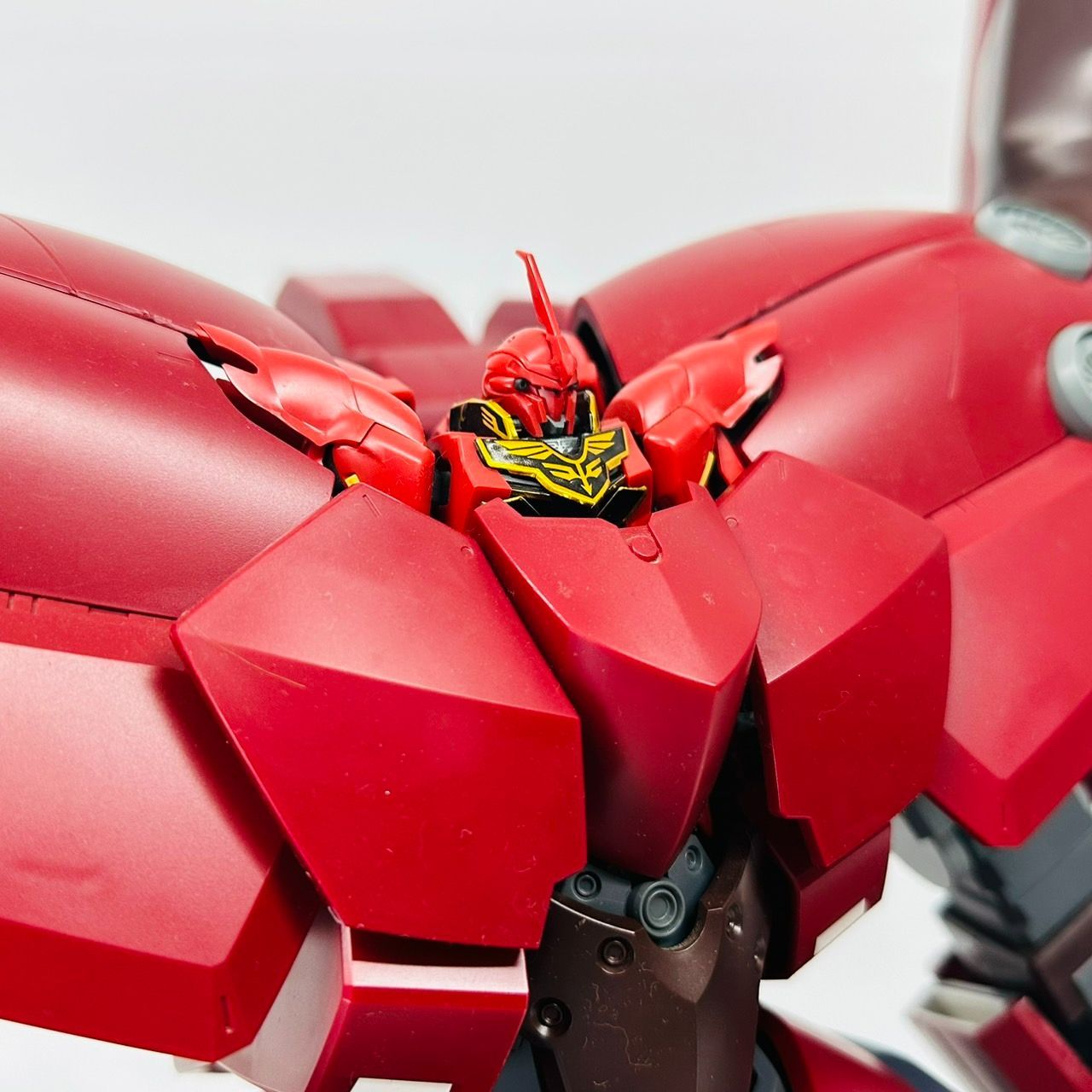 HG UC 1/144 NZ-999 ネオ・ジオング 組立済 / 機動戦士 ガンダム