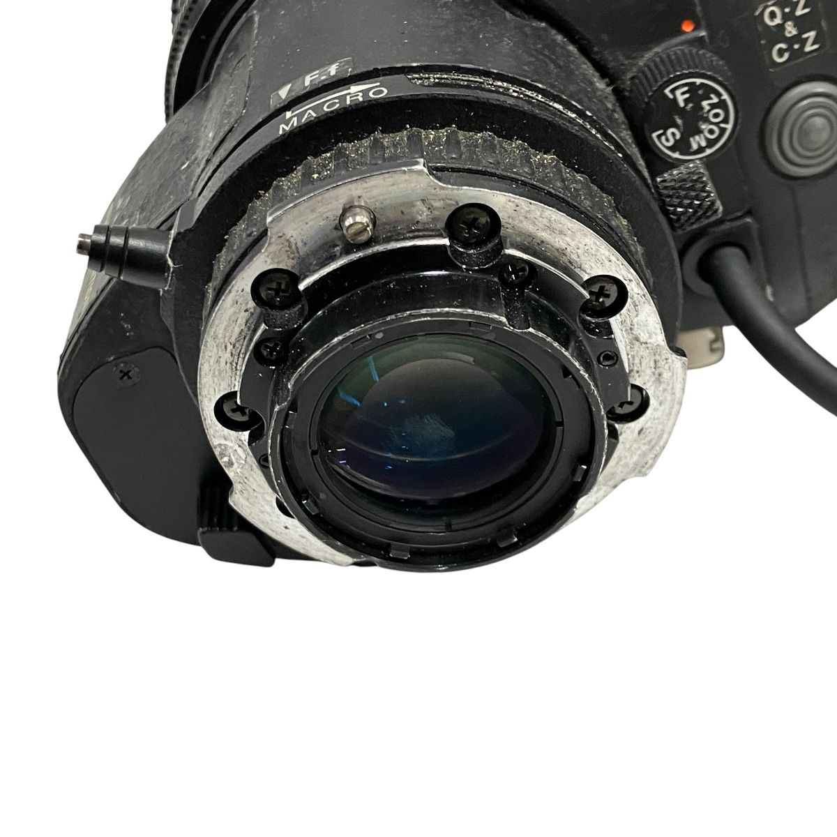 F1.8 7.8-164mm