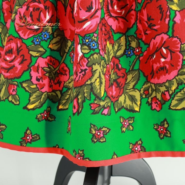 フォークダンス 衣装 スカート グリーン系 ナロッドニー 花柄 緑 赤 青