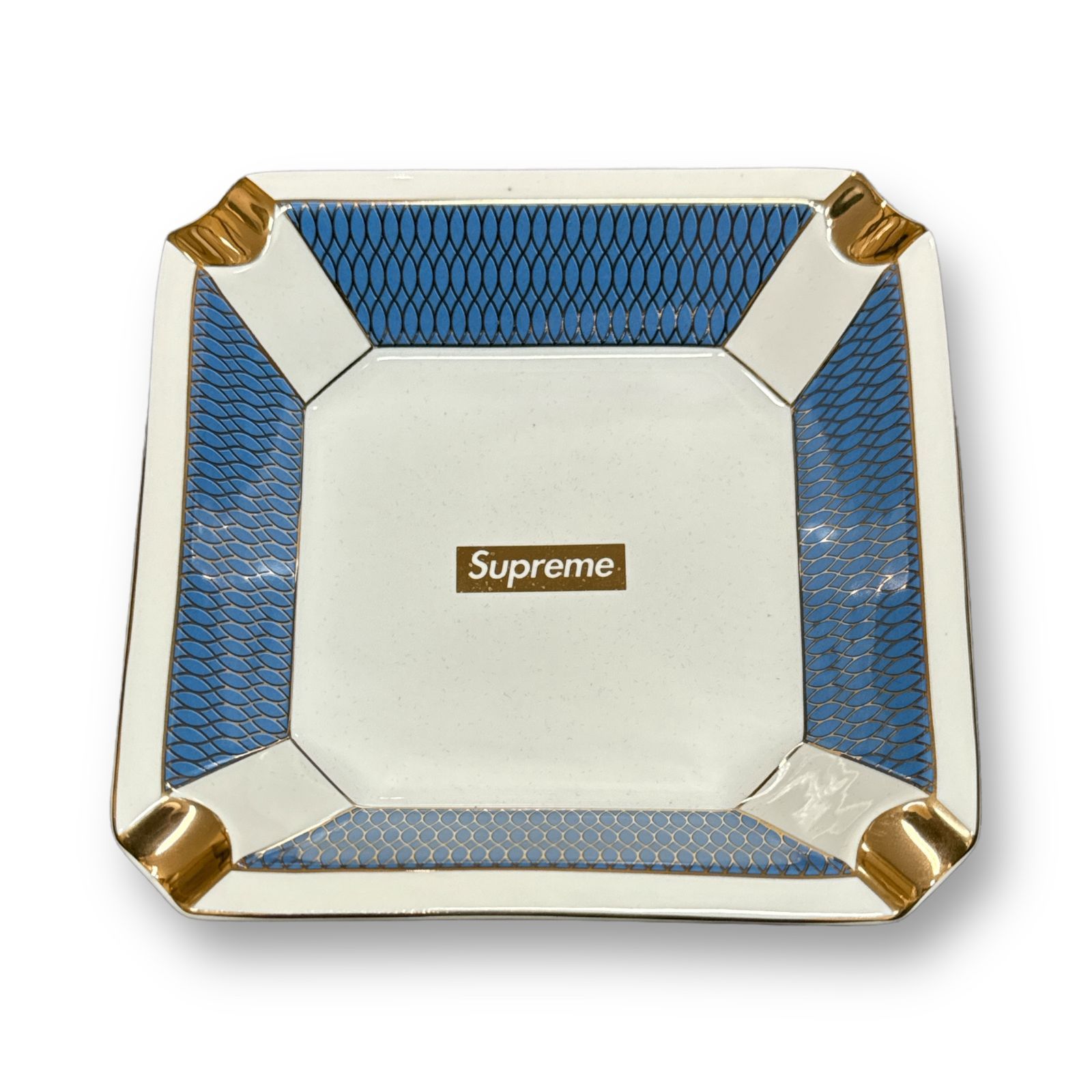 シュプリーム　灰皿 Supreme 置き型灰皿 蝶とバラデザイン シュプリーム 灰皿 四角