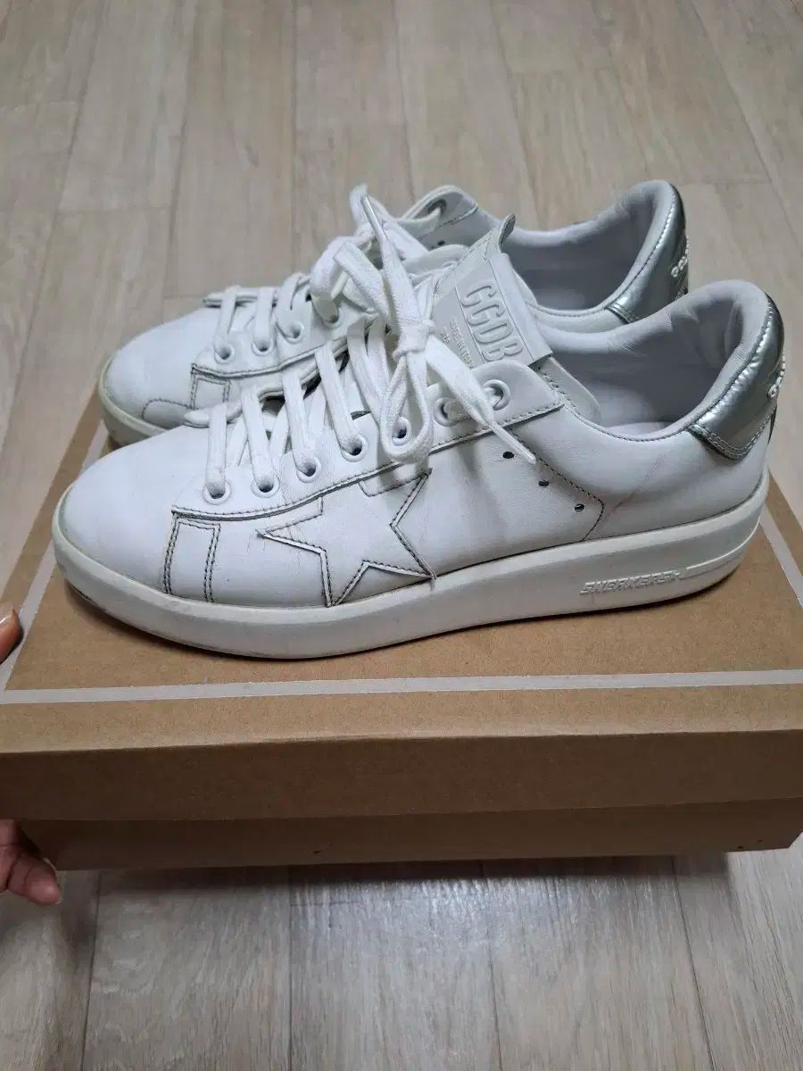イタリア GOLDEN GOOSE ゴールデングース 36 255