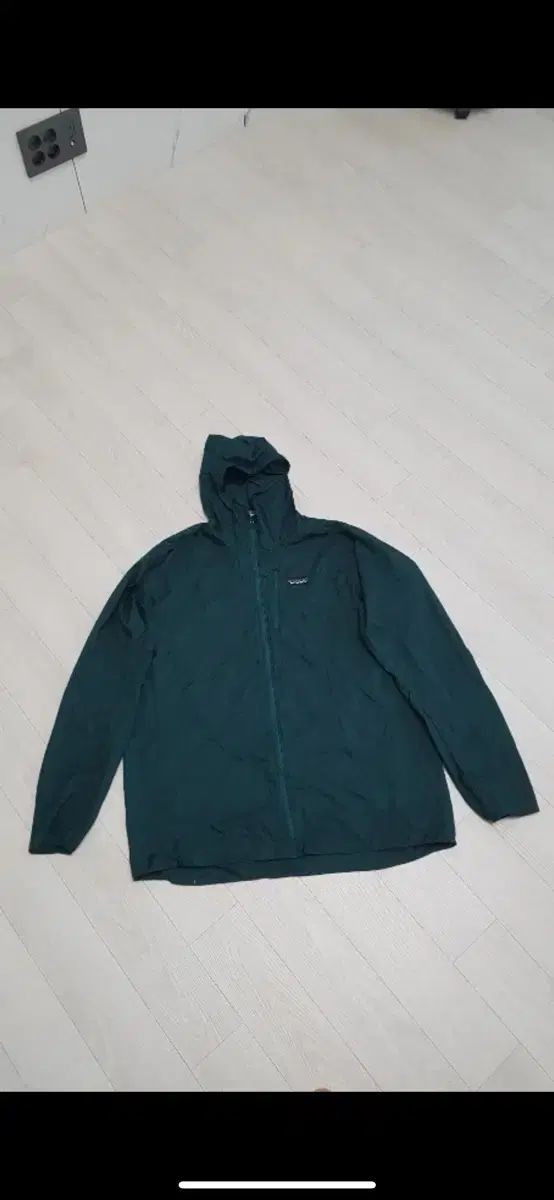 patagonia パタゴニア フーディーニ オーバーフィット 軽量 ウィンドブレーカー フード ジャケット