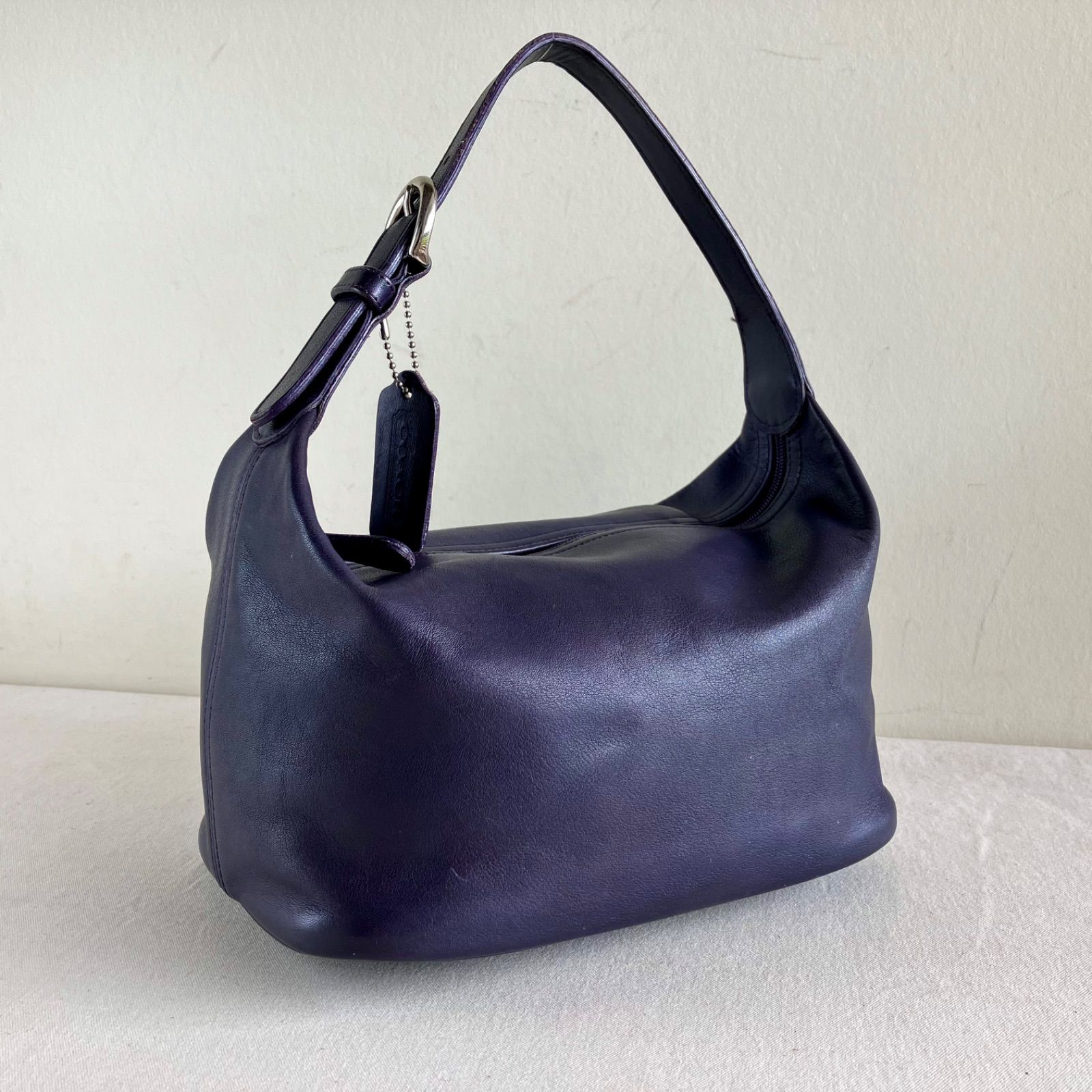 Vintage Coach Soho Mini Hobo Purple Leather Handbag Shoulder Bag 