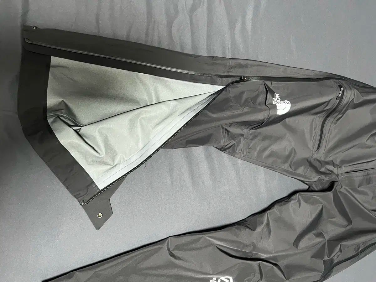 NORTH FACE