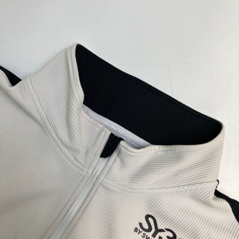 エスワイサーティトゥ