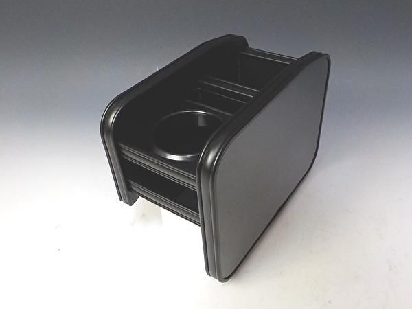 【在庫処分品特価！現品限り！】デリカミニBB系、B3#系　フロントセンターカップホルダー　ブラック　オールブラック　 日本製