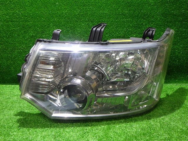 三菱 デリカD5 右ヘッドランプ デリカd5 右ヘッドライト 三菱 デリカ